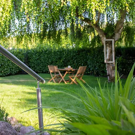 Kleine Freiheit Am Badesee *